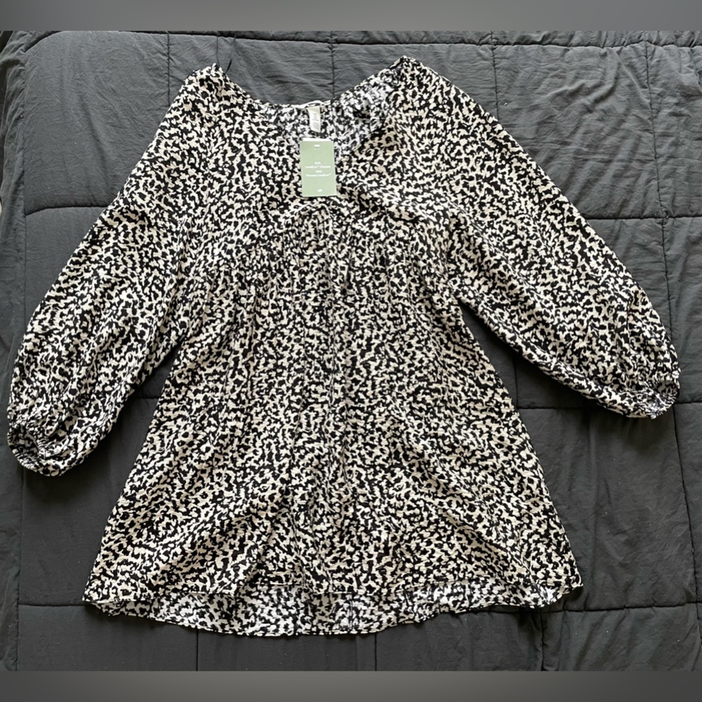H&M knee length loose fitting dress